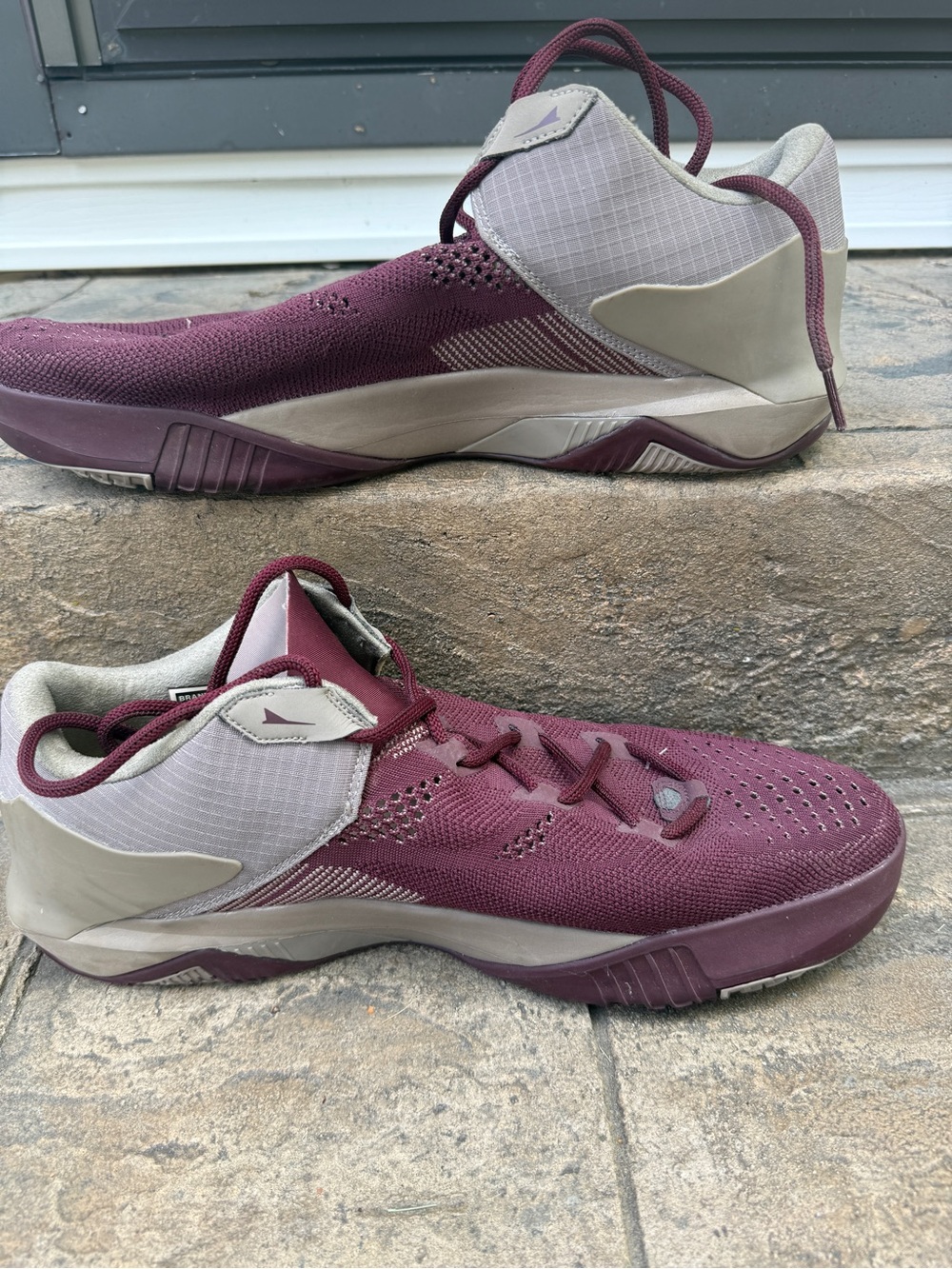 Brandblack sneakers Brand Future Legend Low basketball shoes size 16